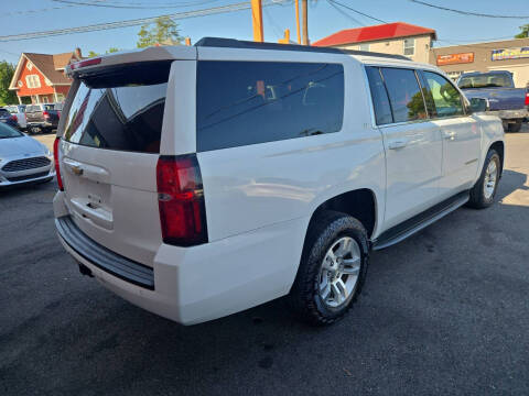 2018 Chevrolet Suburban LT