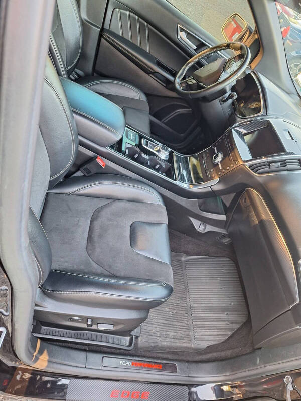 2019 Ford Edge ST - Photo 14