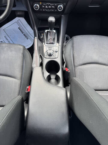 2015 Mazda MAZDA3 i Touring