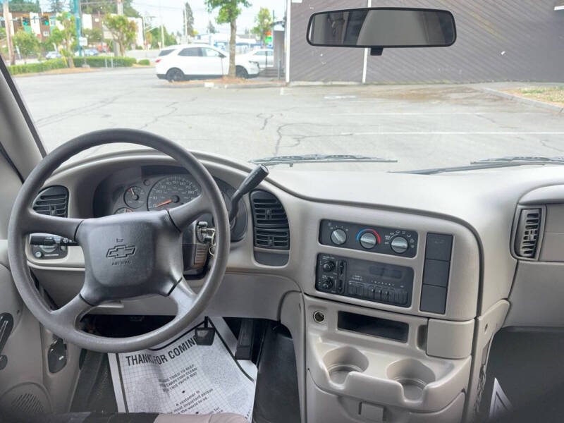 2004 Chevrolet Astro