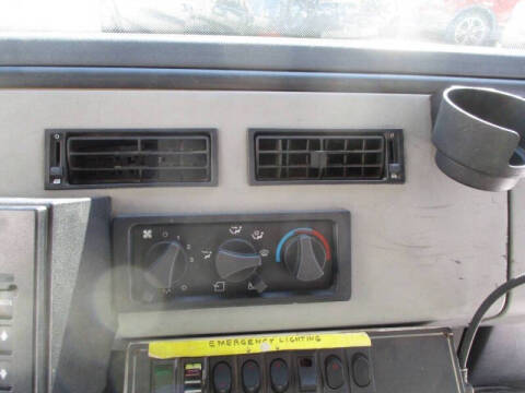 2000 Freightliner FL60