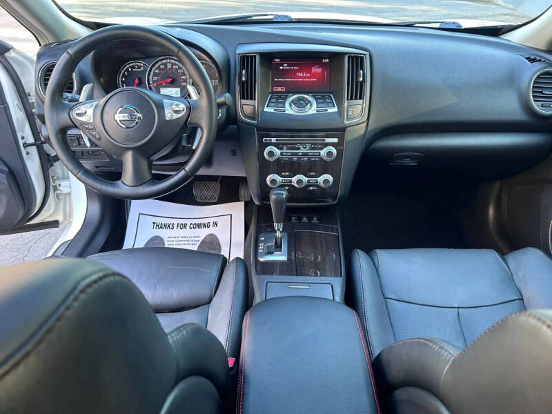 2012 Nissan Maxima