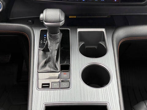 2022 Toyota Sienna XSE 7-Passenger