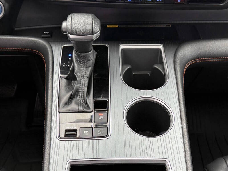 2022 Toyota Sienna XSE 7-Passenger