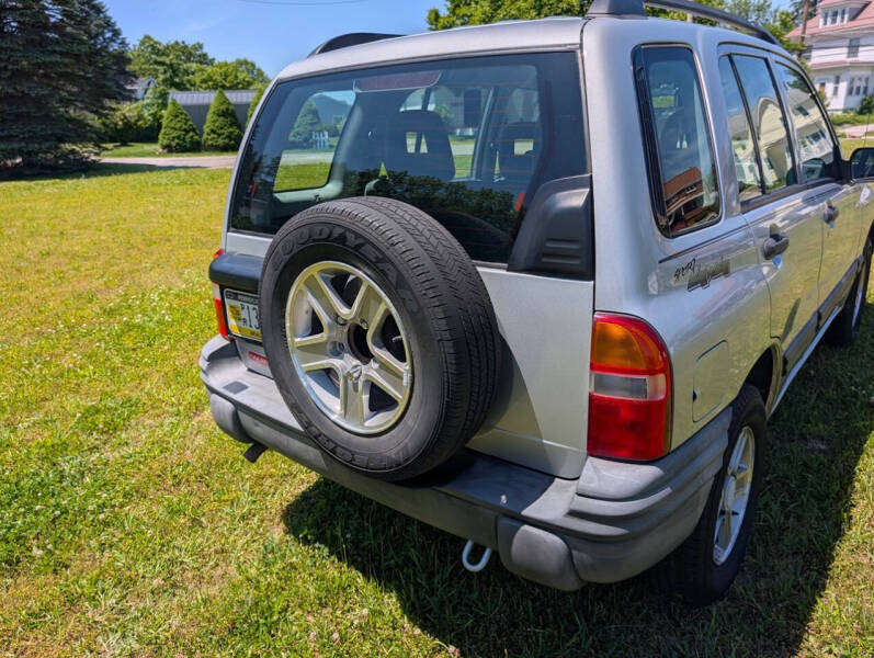 2004 Chevrolet Tracker