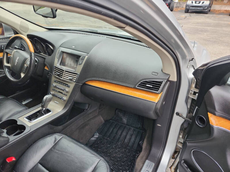 2010 Lincoln MKT EcoBoost