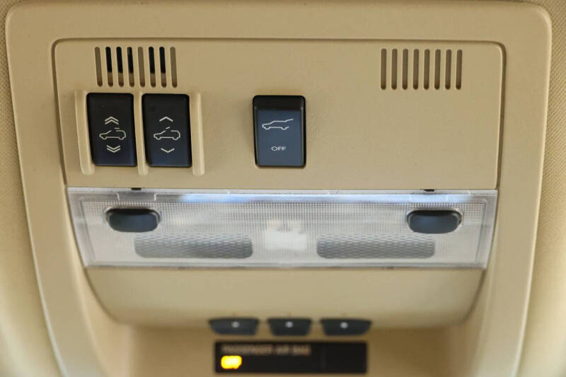 2012 Cadillac Escalade Premium