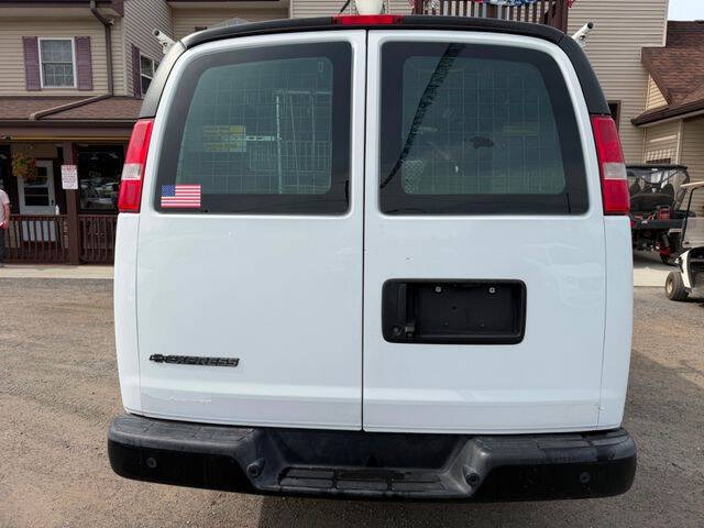2017 Chevrolet Express 2500