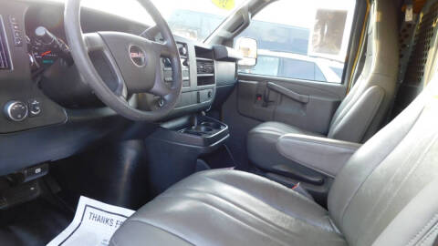 2017 GMC Savana 2500