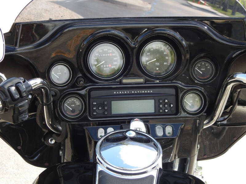 1999 Harley-Davidson FLHTC.