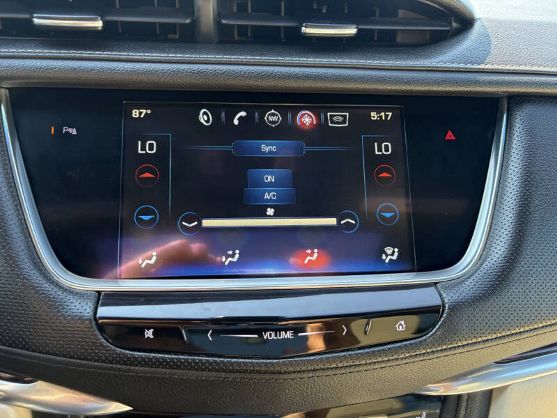 2017 Cadillac XT5 Luxury