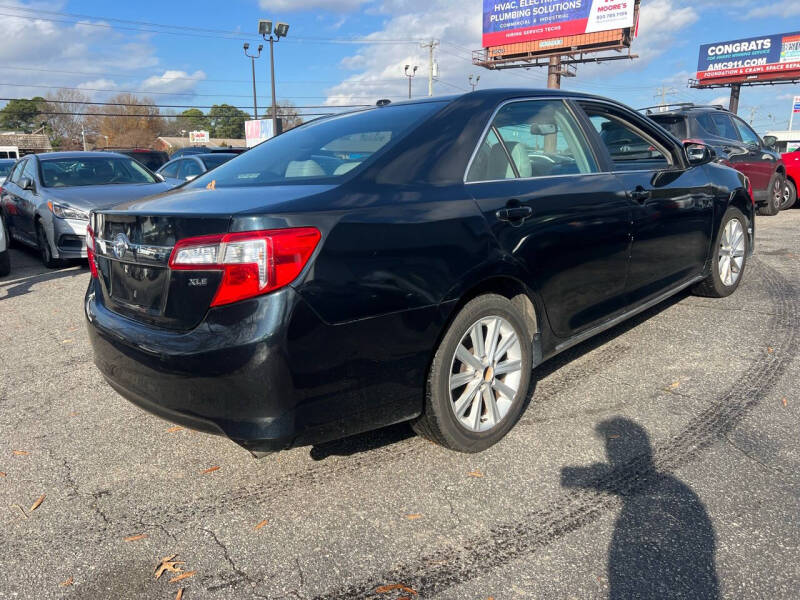 2012 Toyota Camry XLE photo 5