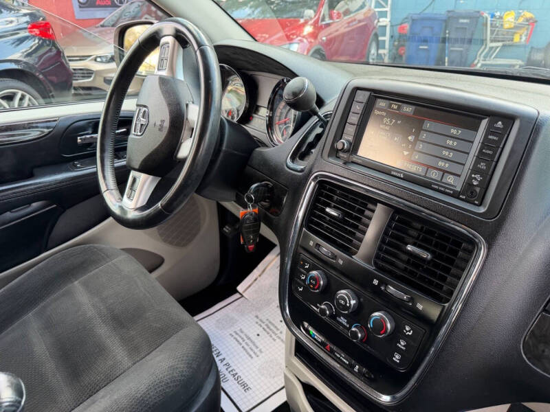 2016 Dodge Grand Caravan SE Plus