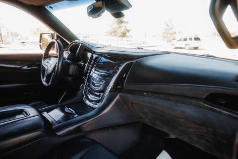 2016 Cadillac Escalade Platinum