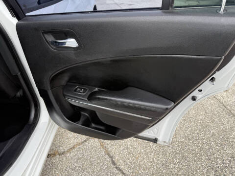 2013 Dodge Charger SE