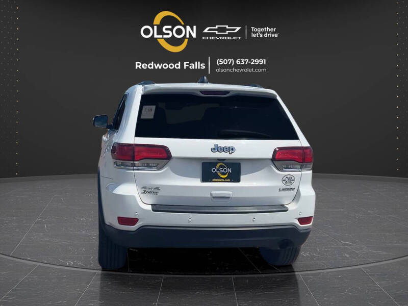 2020 Jeep Grand Cherokee Laredo E