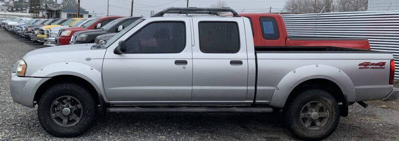 2004 Nissan Frontier for sale at Velascos Used Car Sales in Hermiston OR