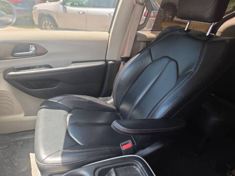 2018 Chrysler Pacifica Touring L