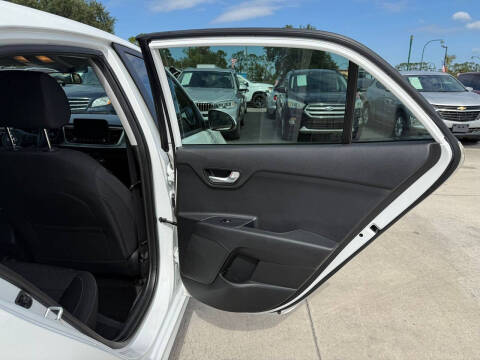 2021 Kia Rio 5-Door S