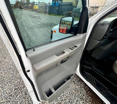 2008 Ford E-Series E-250