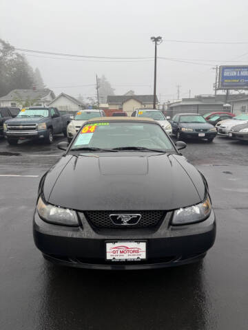 2004 Ford Mustang Deluxe