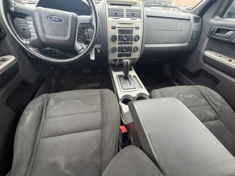 2009 Ford Escape XLT