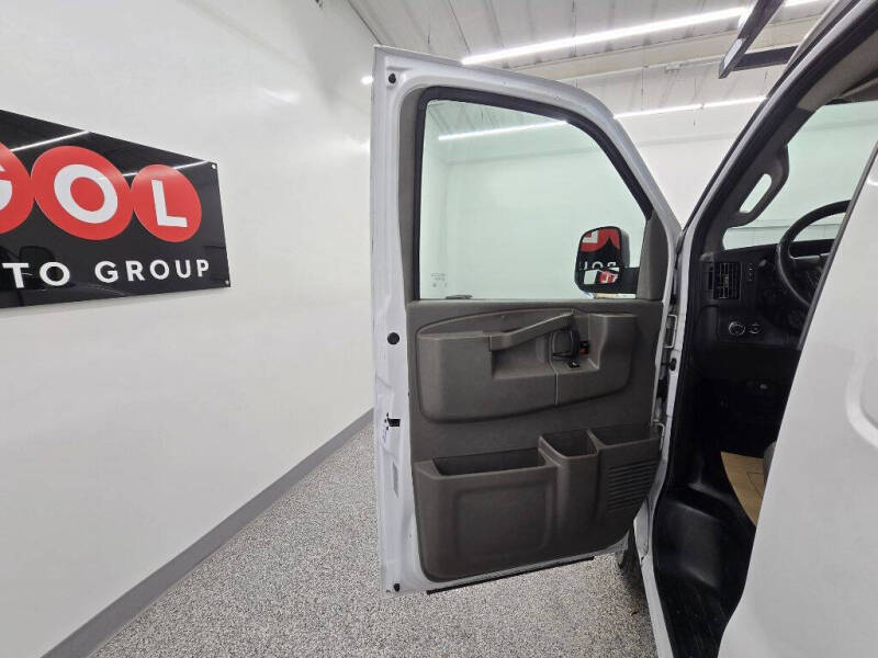 2020 Chevrolet Express 2500