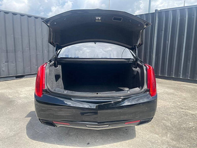 2016 Cadillac XTS Platinum Vsport