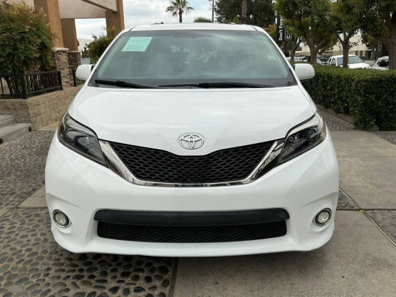 2015 Toyota Sienna