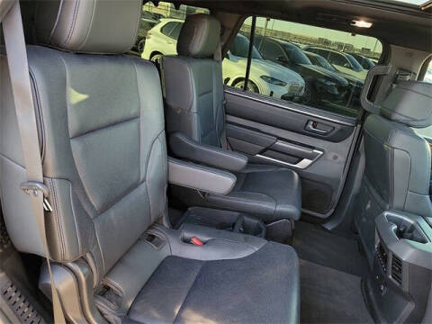 2024 Toyota Sequoia Platinum