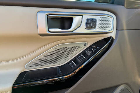 2022 Ford Explorer Platinum