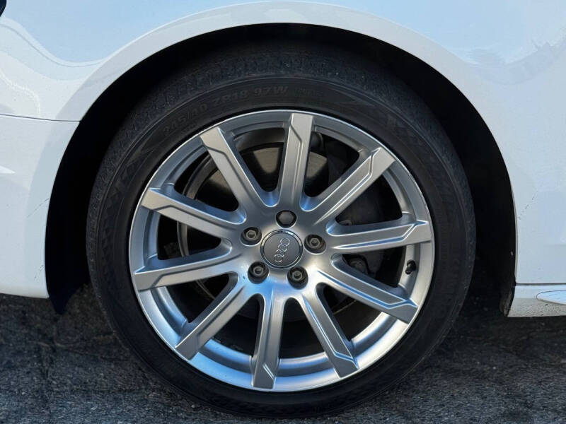 2012 Audi A4 2.0T quattro Avant Premium Plus