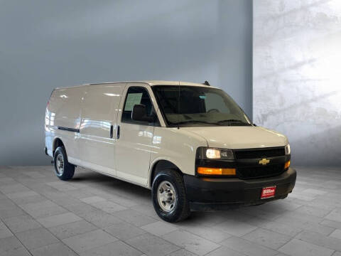 2023 Chevrolet Express 2500
