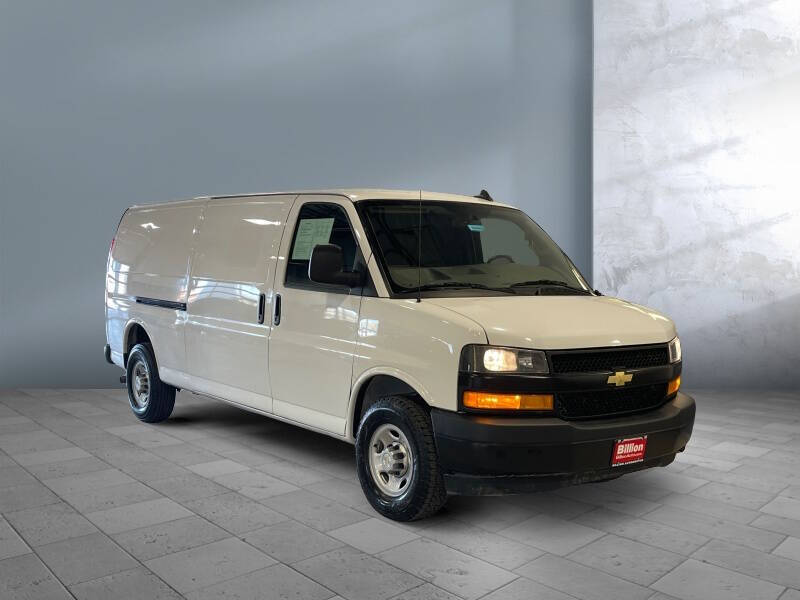 2023 Chevrolet Express 2500