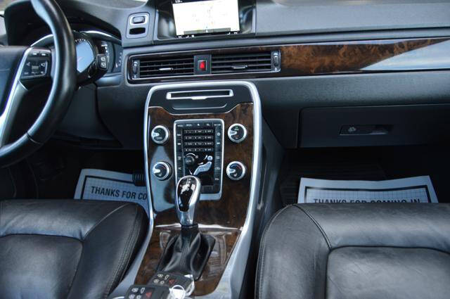 2016 Volvo XC70 T5 Drive-E Premier