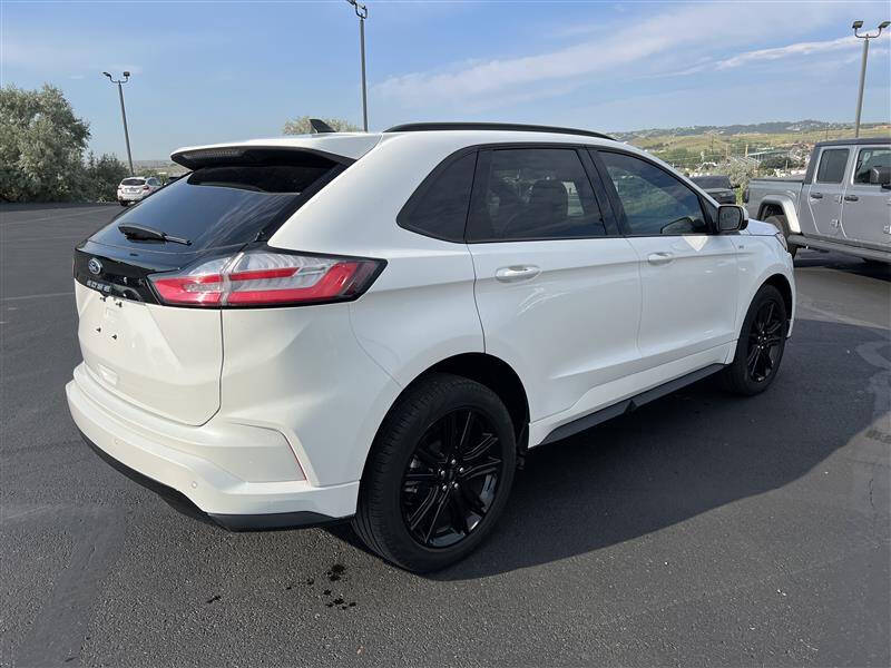 2024 Ford Edge ST-Line