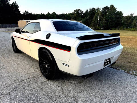 2014 Dodge Challenger R/T Plus