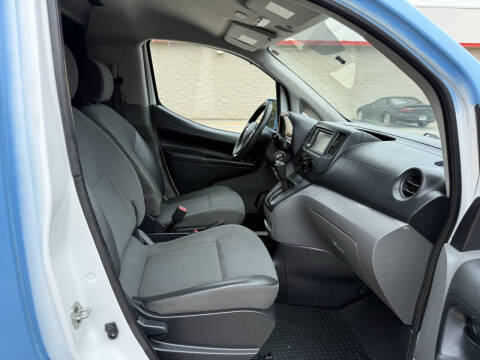 2021 Nissan NV200 S