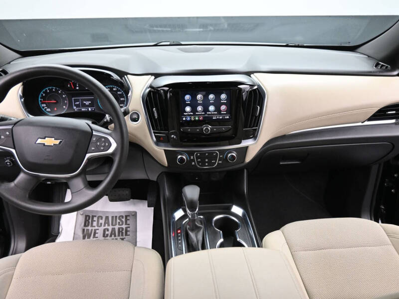 2022 Chevrolet Traverse LS