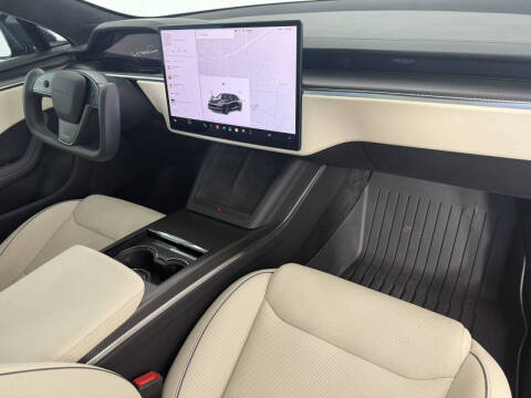 2022 Tesla Model S Plaid