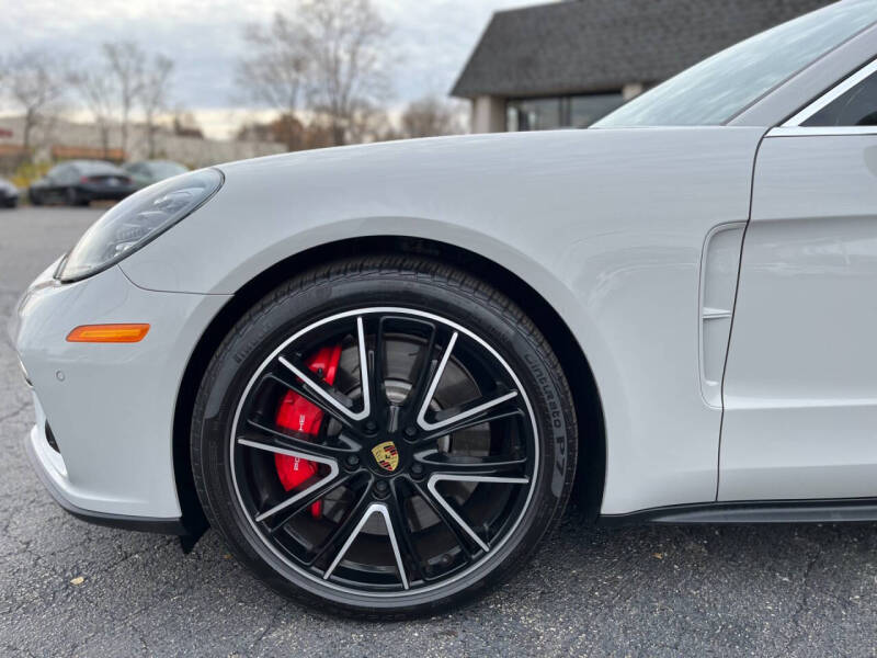 2018 Porsche Panamera Turbo