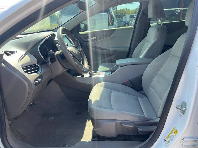 2017 Chevrolet Malibu LS