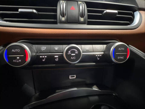 2019 Alfa Romeo Giulia Ti Lusso