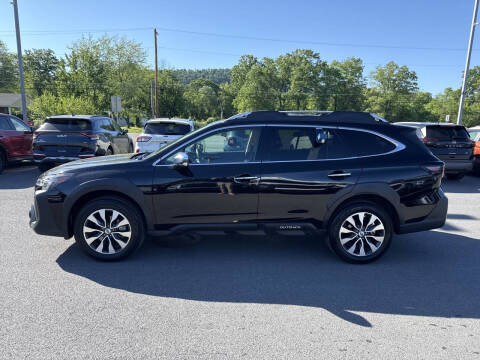 2025 Subaru Outback Touring