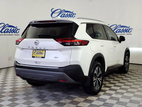 2021 Nissan Rogue SV