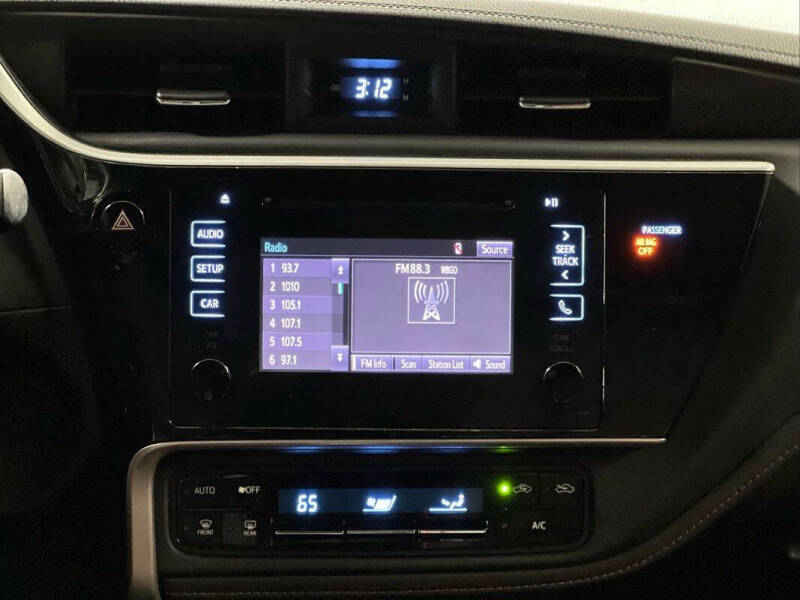 2018 Toyota Corolla SE