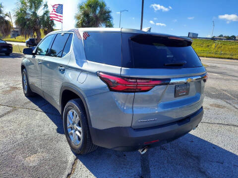 2023 Chevrolet Traverse LS