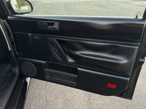 2009 Volkswagen New Beetle Base PZEV