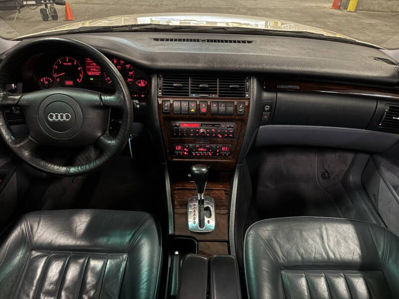 1999 Audi A8 quattro