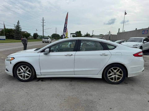 2014 Ford Fusion SE